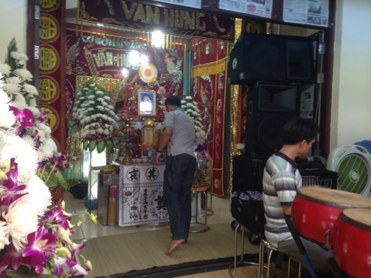 Chia buồn cùng bác S.O.S 12B CHIEUCUONG và gia quyến! Chia buồn cùng bác S.O.S 12B CHIEUCUONG và gia quyến!