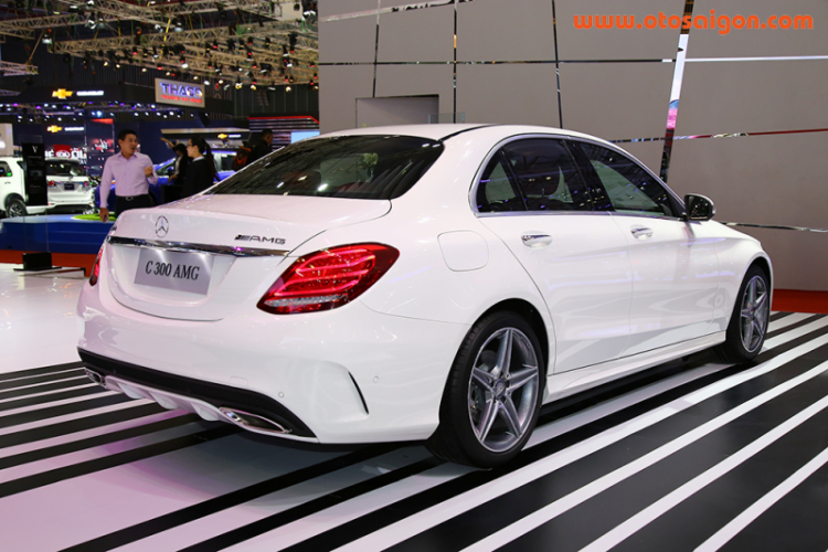 [VMS 2015] Ra mắt chính thức Mercedes C300 AMG