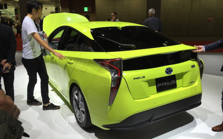 Toyota ra mắt Prius hoàn toàn mới tại Tokyo