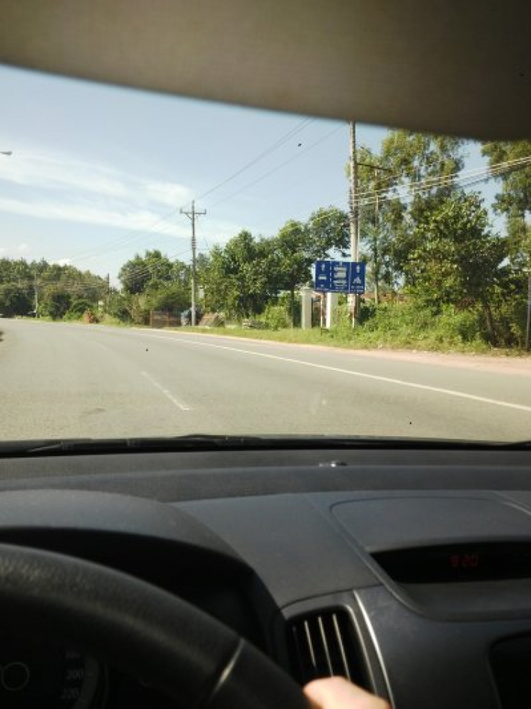 Qua khỏi biển báo KDC có được chạy 80km/h không? Qua khỏi biển báo KDC có được chạy 80km/h không?