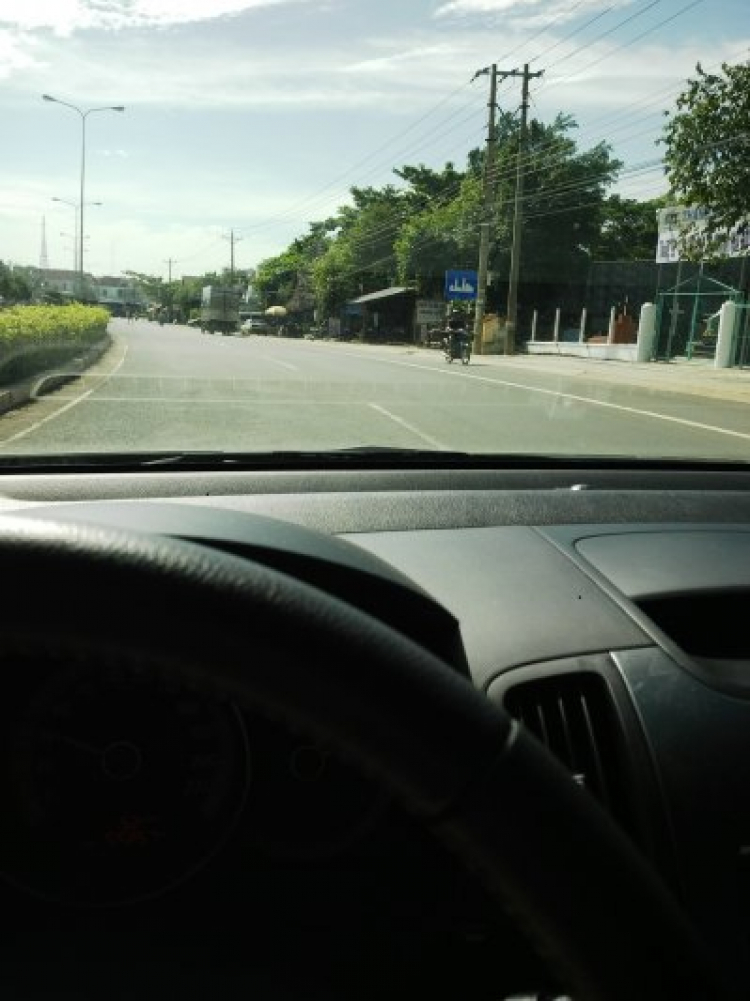 Qua khỏi biển báo KDC có được chạy 80km/h không? Qua khỏi biển báo KDC có được chạy 80km/h không?