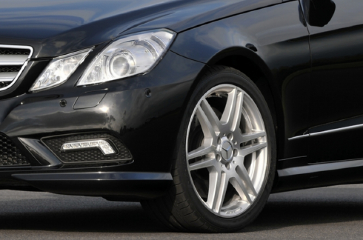 Lỗi đèn xe Mercedes-Benz E250