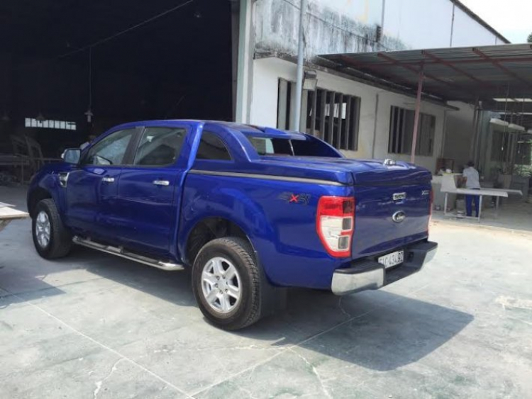 Khoe nắp thùng cao MAZDA BT50