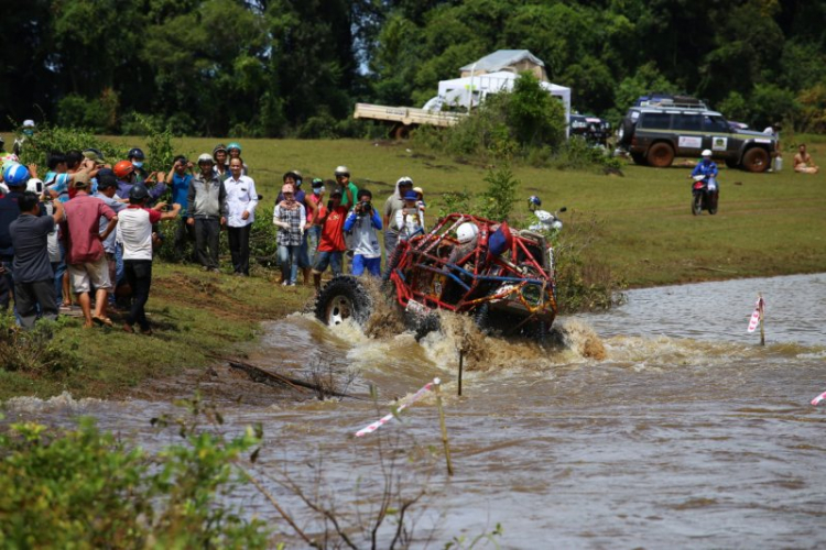 Tường thuật giải đua xe địa hình RFC 2015 tại Việt Nam