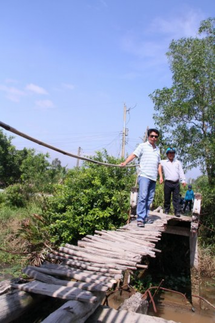 Khởi động chương trình xây cầu từ thiện thứ 2 của FFC trong năm 2015 Khởi động chương trình xây cầu từ thiện thứ 2 của FFC trong năm 2015