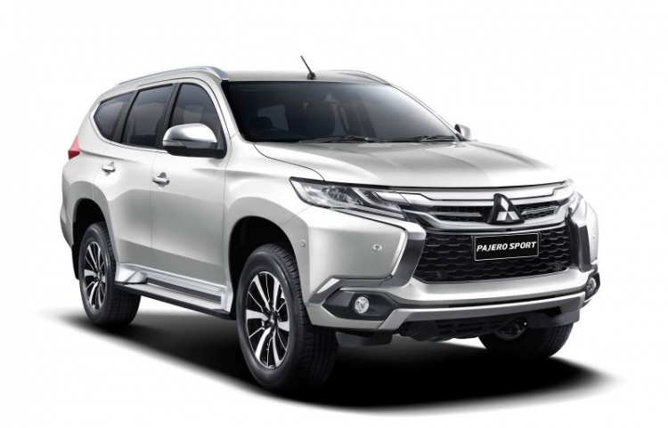 Mitsubitshi Pajero Sport kém hơn Kia New Sorento Mitsubitshi Pajero Sport kém hơn Kia New Sorento