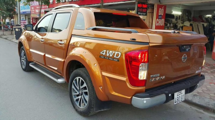 Phụ kiện Nissan Navara Np300