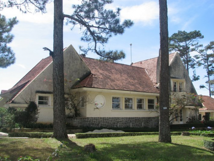 DALAT GIỜ CHỈ CÒN TRONG KÝ ỨC DALAT GIỜ CHỈ CÒN TRONG KÝ ỨC