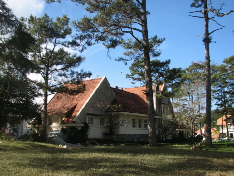 DALAT GIỜ CHỈ CÒN TRONG KÝ ỨC DALAT GIỜ CHỈ CÒN TRONG KÝ ỨC