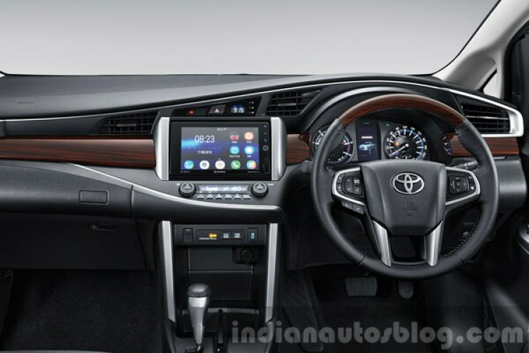 Toyota Innova 2016 lộ thêm ảnh và tính năng nội thất