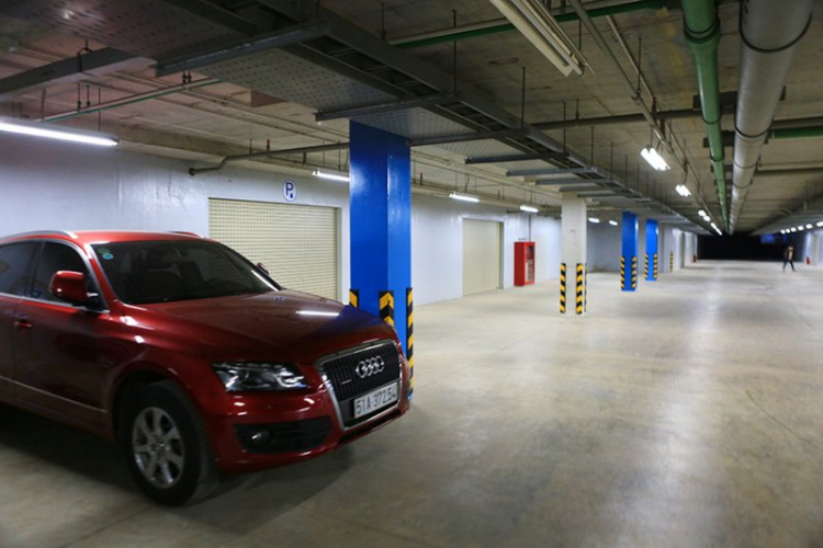 Các bác có thích nhà ở liền kề có hầm để xe full diện tích đất không? Các bác có thích nhà ở liền kề có hầm để xe full diện tích đất không?