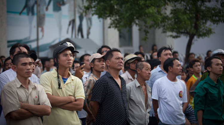 Lỗi vượt phải đường Nguyễn Hữu Thọ - Quận Nhà Bè Lỗi vượt phải đường Nguyễn Hữu Thọ - Quận Nhà Bè