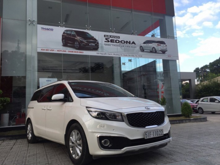 Các chủ xe Kia Sedona 2015 vào đây đánh giá xe mới mua