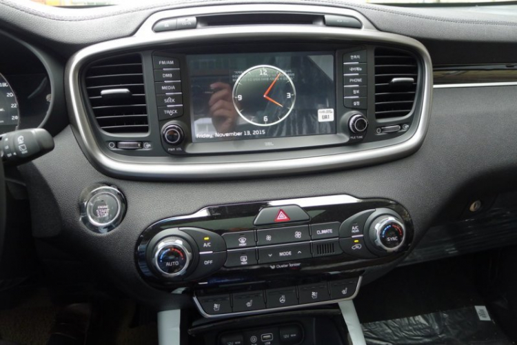 KIA Sorento mẫu mới hoàn toàn KIA Sorento mẫu mới hoàn toàn