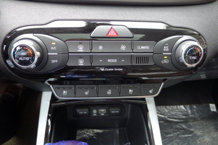 KIA Sorento mẫu mới hoàn toàn KIA Sorento mẫu mới hoàn toàn