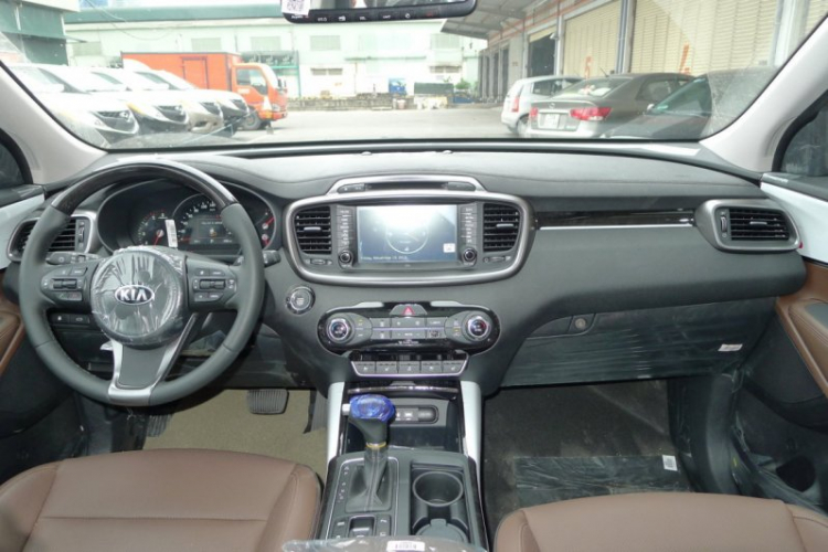 KIA Sorento mẫu mới hoàn toàn KIA Sorento mẫu mới hoàn toàn