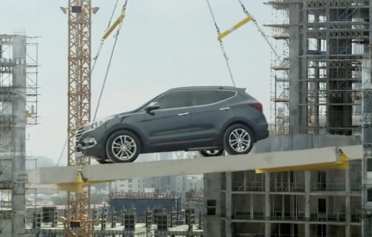 [Video] Quảng cáo ấn tượng của Hyundai SantaFe 2016