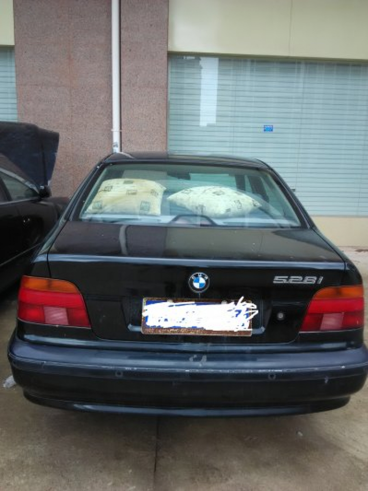 Liệu giã xác 1 con BMW 528i E39 1998 thì bán được bao nhiêu tiền hả các bác?