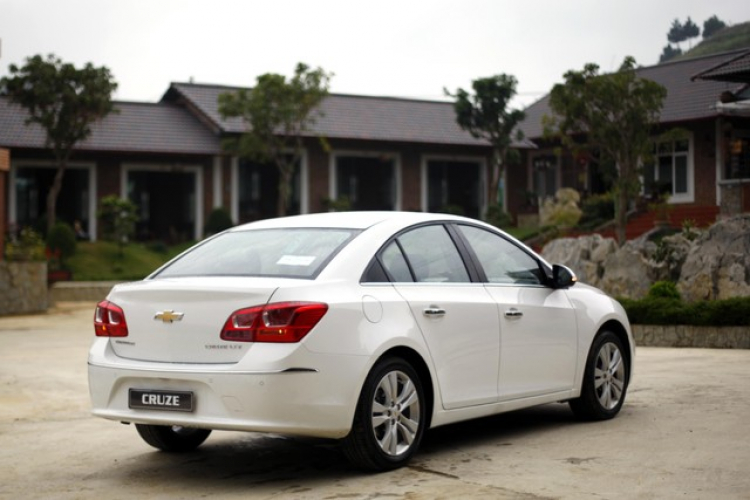 Chevrolet Cruze - Cú hích của GM