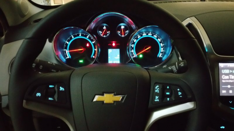 Đánh giá Chevrolet Cruze LTZ 2015 sau 1233 km !!!