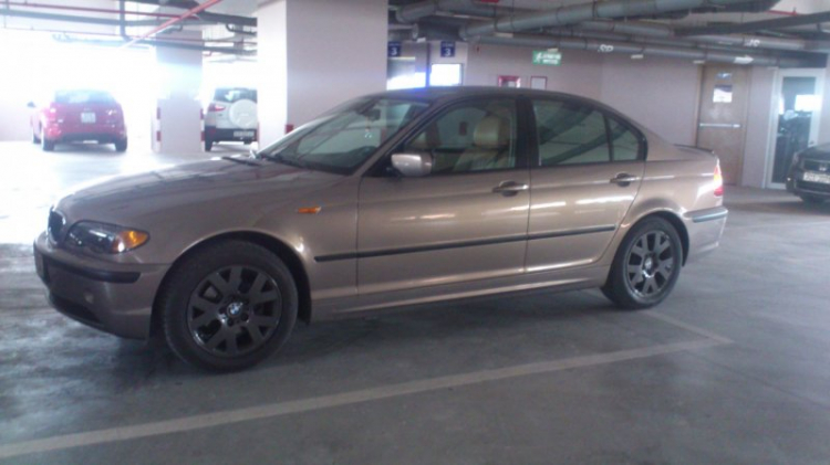 Có nên mua xe BMW 325i đời 2004 không?