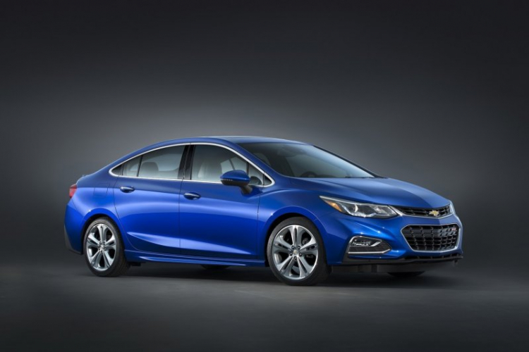 Chevrolet Cruze 2016 chốt giá gây sốc