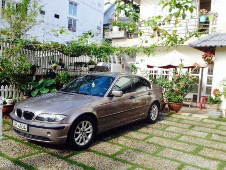 Có nên mua xe BMW 325i đời 2004 không?