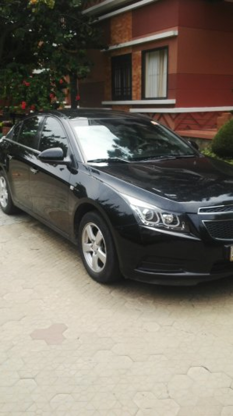 E định mua cruze LS 2011 cũ nhờ các bán tư vấn dùm !!!