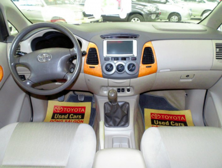 TOYOTA INNOVA 2008-03.jpg