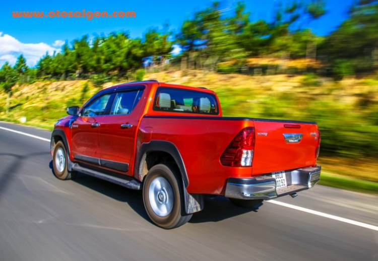 Toyota Hilux 2015: Những trải nghiệm bất ngờ