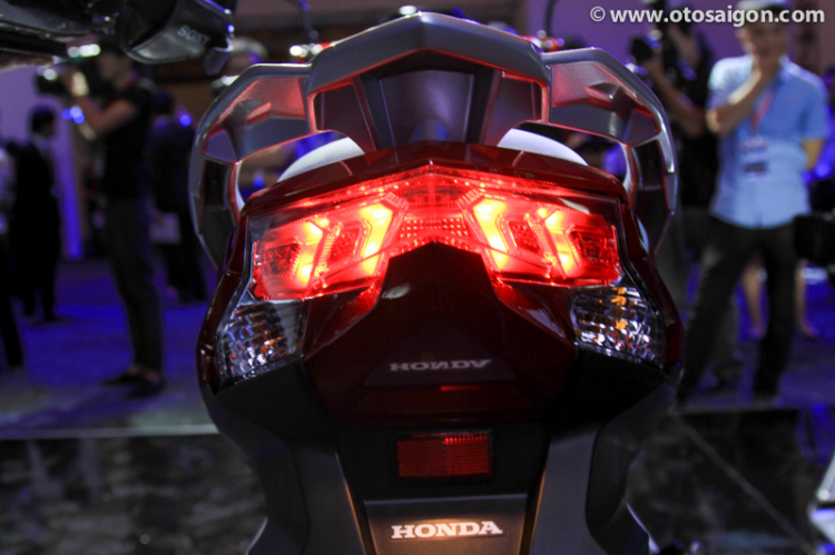 Honda Air Blade 2016 chính thức ra mắt