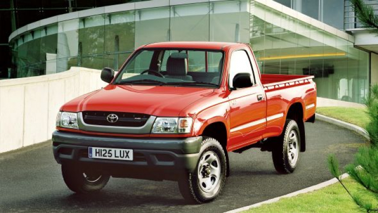 Lịch sử lẫy lừng của dòng xe Toyota Hilux