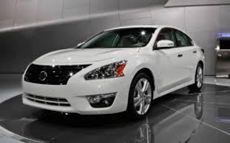 Em có khoảng 800tr nên mua Huyndai SONATA 2010 or NISSAN TEANA mong các bro chỉ giáo Em có khoảng 800tr nên mua Huyndai SONATA 2010 or NISSAN TEANA mong các bro chỉ giáo