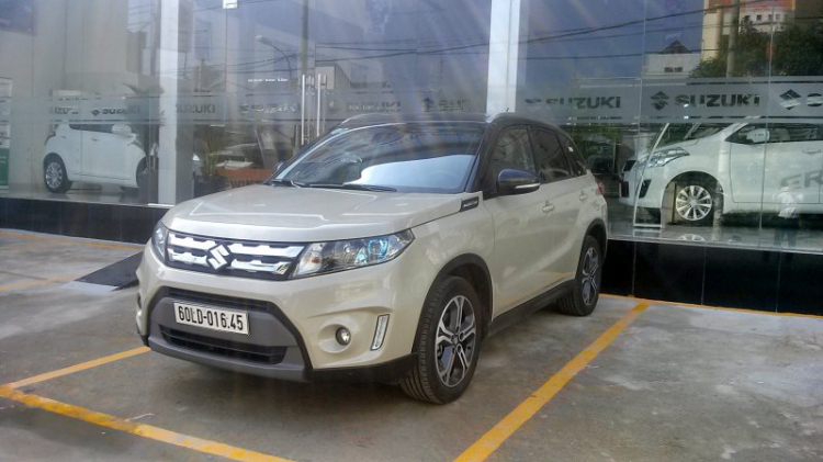 So sánh Suzuki Vitara 2015 vs Ford Ecosport Titanium