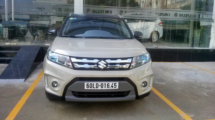 So sánh Suzuki Vitara 2015 vs Ford Ecosport Titanium