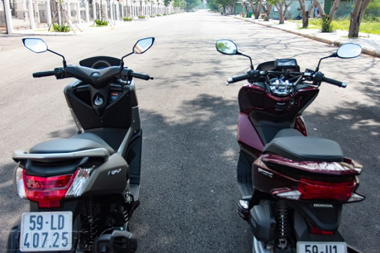 Yamaha NM-X đọ Honda PCX: Sức mạnh hay thoải mái ? Yamaha NM-X đọ Honda PCX: Sức mạnh hay thoải mái ?
