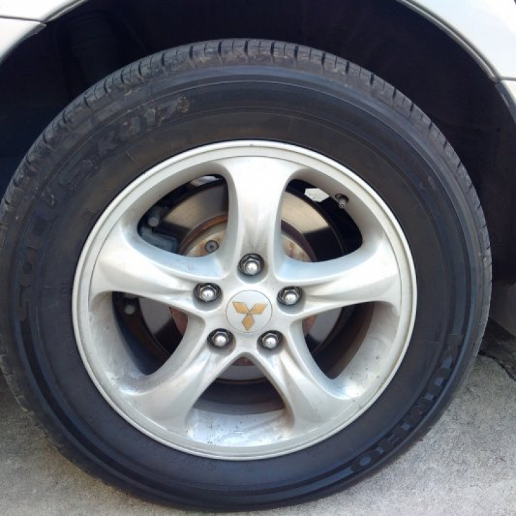 Đồ chơi xe Mitsubishi Đồ chơi xe Mitsubishi
