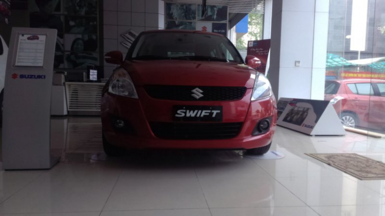 Suzuki Swift 2015 dành danh hiệu xe của năm 2015