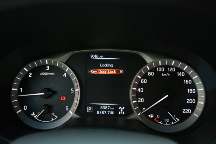 Đánh giá Nissan NP300 Navara sau 10.000 km sử dụng