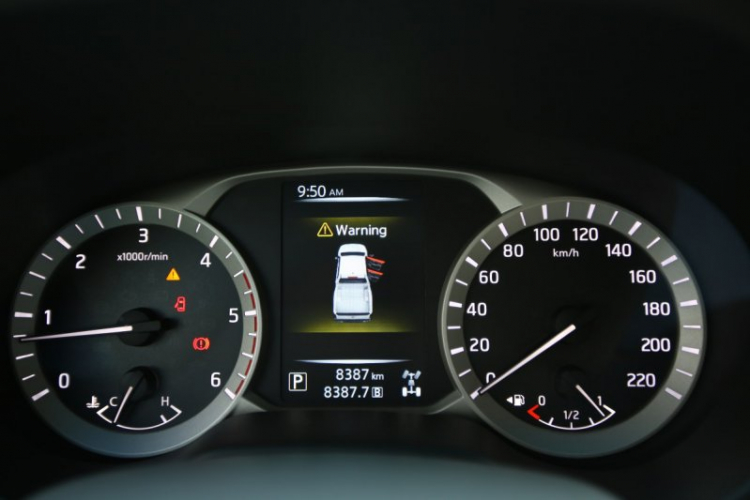 Đánh giá Nissan NP300 Navara sau 10.000 km sử dụng Đánh giá Nissan NP300 Navara sau 10.000 km sử dụng