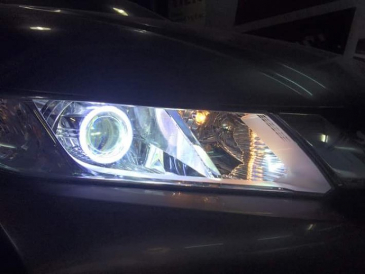 Hình ảnh các xe Honda City nâng cấp bi xenon tại VTworkshop. Hình ảnh các xe Honda City nâng cấp bi xenon tại VTworkshop.