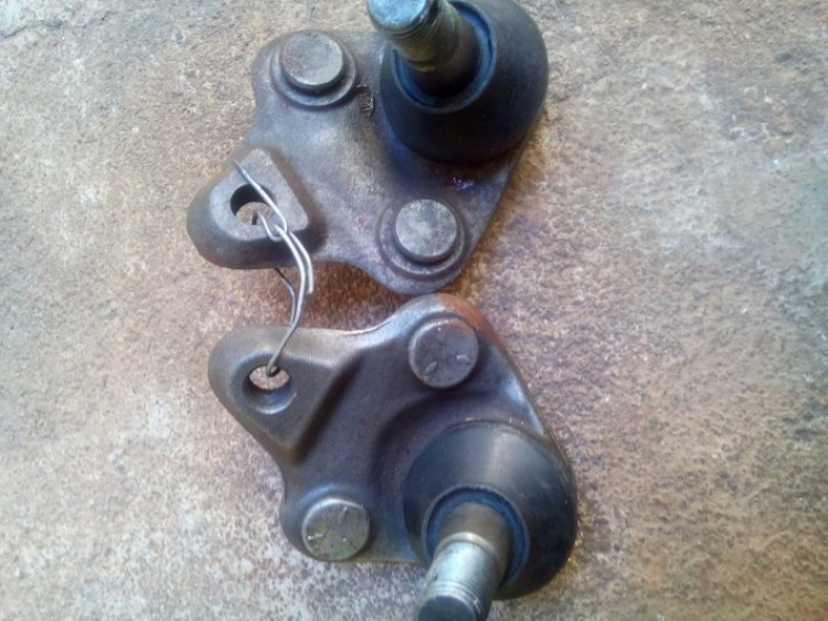 Toyota Corona 1992 - 1996 mắt híp đít bồng (Na béo ) Toyota Corona 1992 - 1996 mắt híp đít bồng (Na béo )