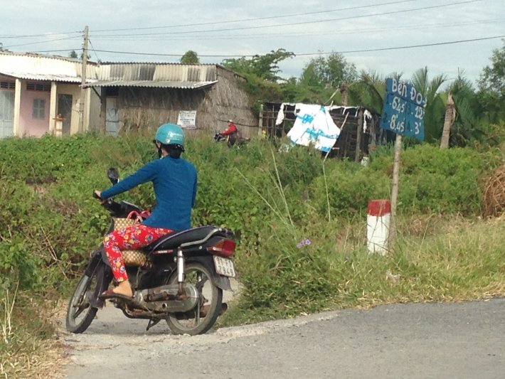 Độc hành vượt Cửu Long Giang