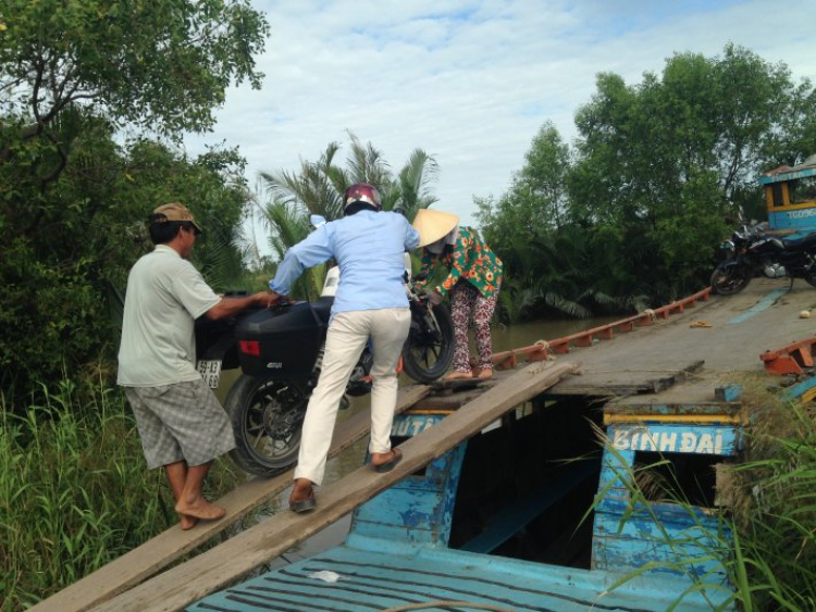 Độc hành vượt Cửu Long Giang