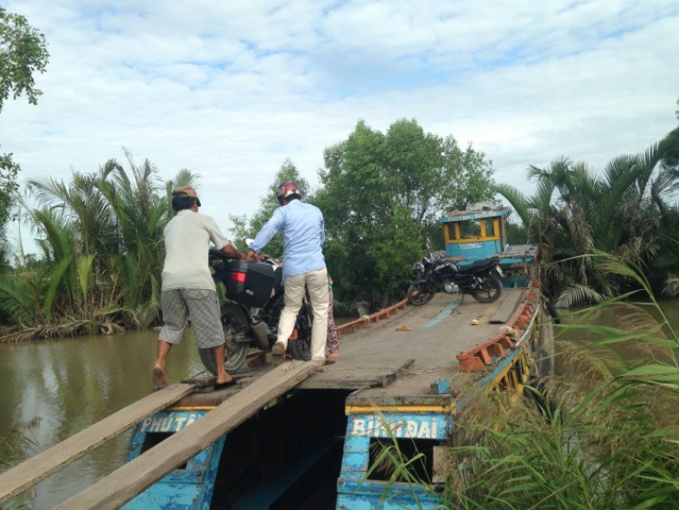 Độc hành vượt Cửu Long Giang