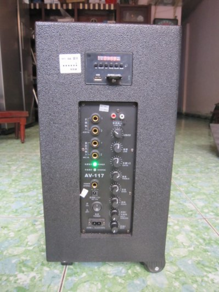 Jolie - Chiếc xe thân thiện Jolie - Chiếc xe thân thiện