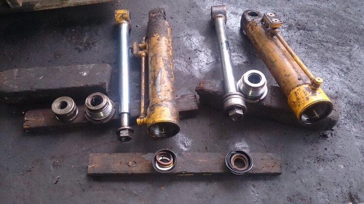 Camry: Trao đổi kinh nghiệm sửa chữa, phụ tùng Camry 8X 9X 0X (Đời 86 đến 2000) Camry: Trao đổi kinh nghiệm sửa chữa, phụ tùng Camry 8X 9X 0X (Đời 86 đến 2000)
