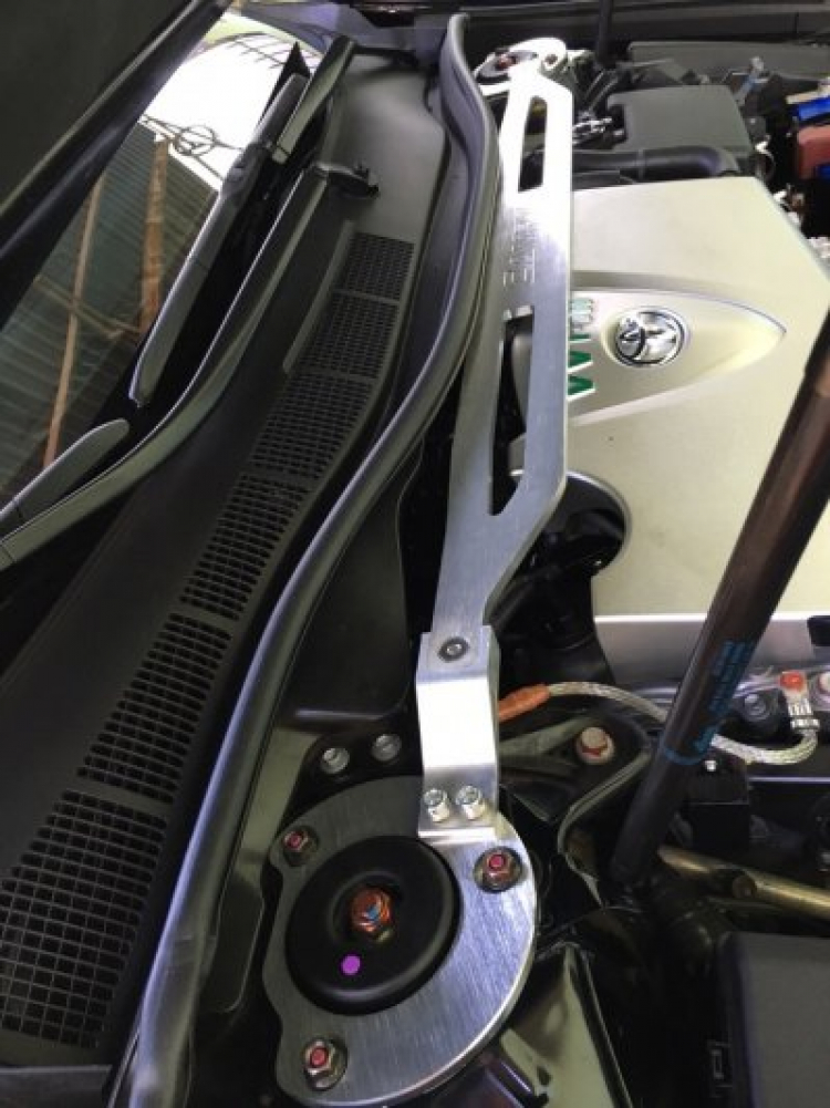 Em Tính Ship Bộ này về cho camry 2015 2.0 Strut bar, Lower bar, Anti-roll ... Em Tính Ship Bộ này về cho camry 2015 2.0 Strut bar, Lower bar, Anti-roll ...