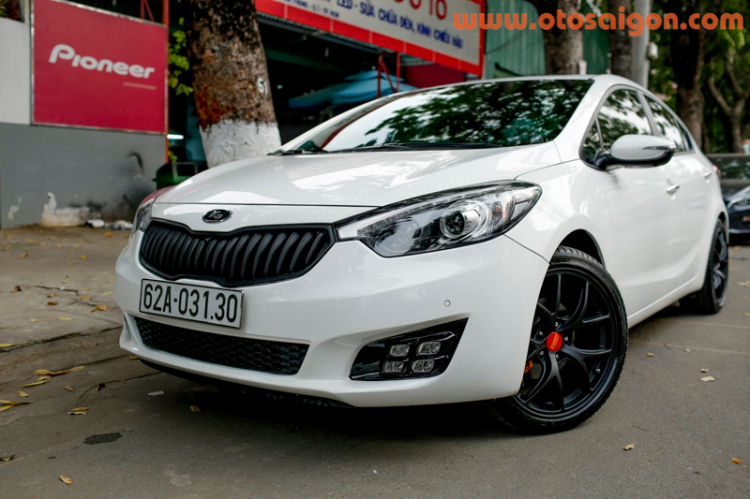 Kia K3 độ phong cách Optima đẹp mắt ở Sài Gòn