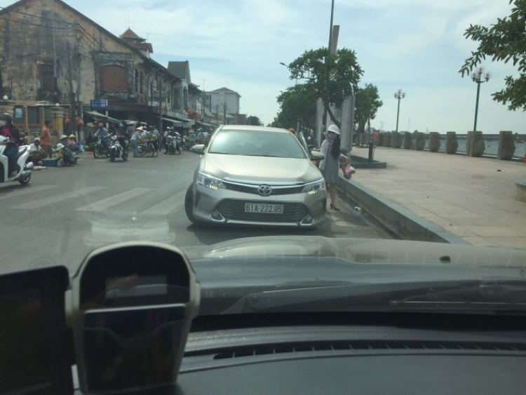 Khi các mợ đi chợ